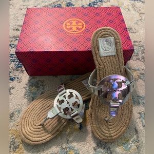 Silver Miller Tory Burch Woven Sandals🤍🩵🩶
